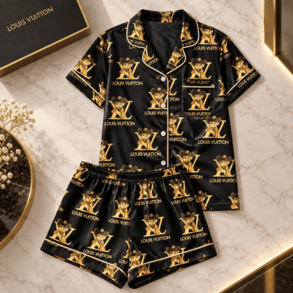 Louis Vuitton | Golden Cowboy Mascot Print Pajamas Set Winter 2026 Collection