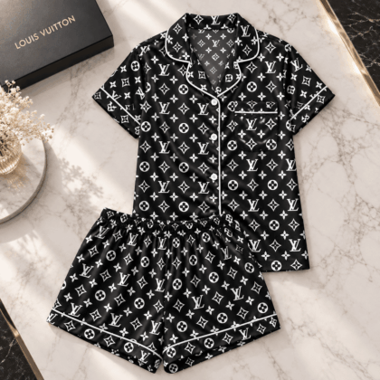 Louis Vuitton | Monochrome Monogram Print Pajamas Set Winter 2026 Collection