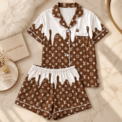 Louis Vuitton | Chocolate Drip Monogram Pajamas Set Winter 2026 Collection