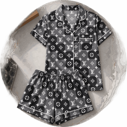 Louis Vuitton | Monochrome Checkerboard Monogram Pajamas Set Fall 2026 Collection