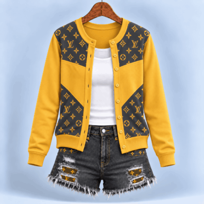Louis Vuitton | Premium Signature Monogram Cardigan Hanging Collection 18